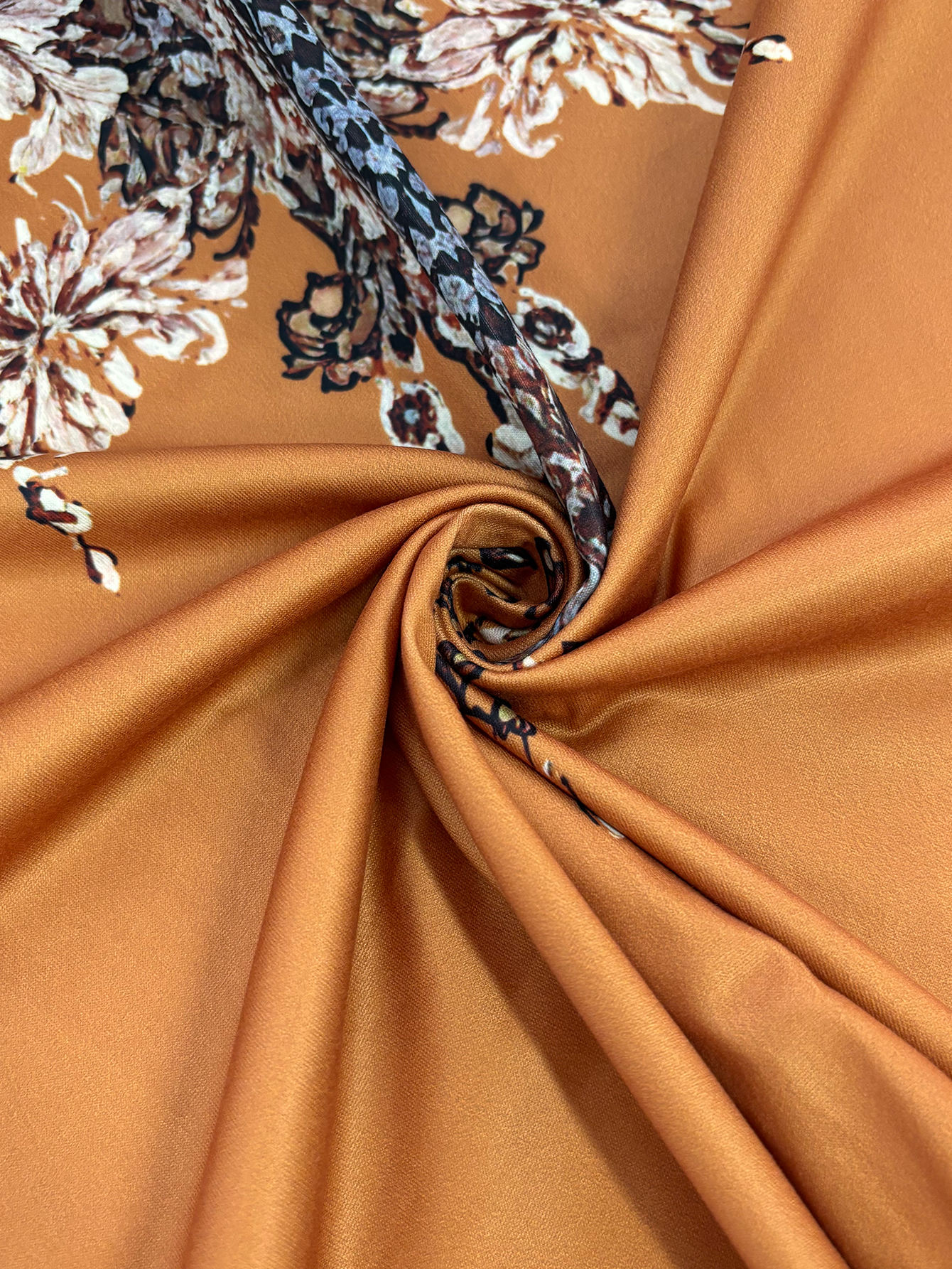 Women's Autumn New Retro Ethnic - Style All - Over Floral Printed Elegant Casual Plus - Size V - Neck Long - Sleeve T - Shirt-YL25428