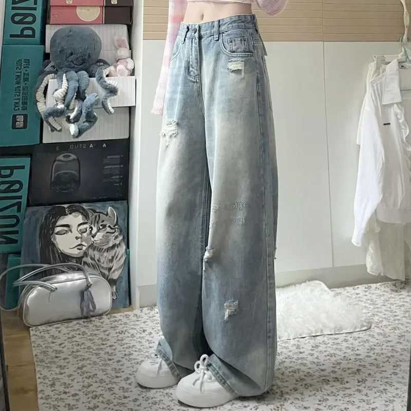 High Waist Wide Leg Straight Cut Jeans Womens Light Wear Distressed Design plus Size Pear Shape Hole Denim PantsT251013