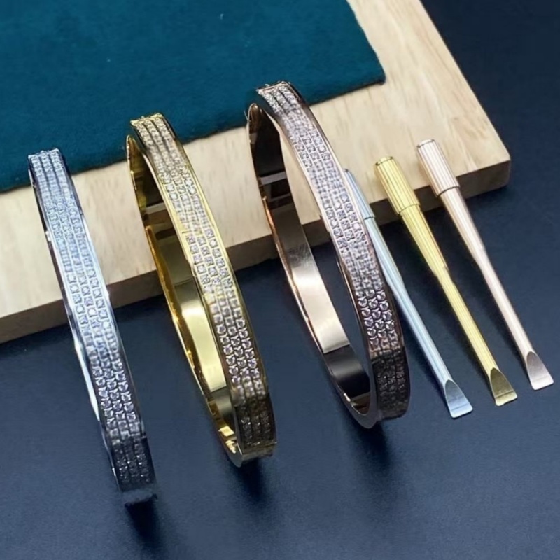 diamond bracelet designer bracelet for women men luxury jewelry stainless steel Not fading Not allergic silver gold bracelets designer jewelry braclet bangle gift
