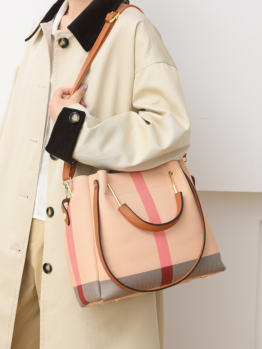 New style bucket for women stylish fashionable large capacity high handbag versatile shoulder and cross body bag new design