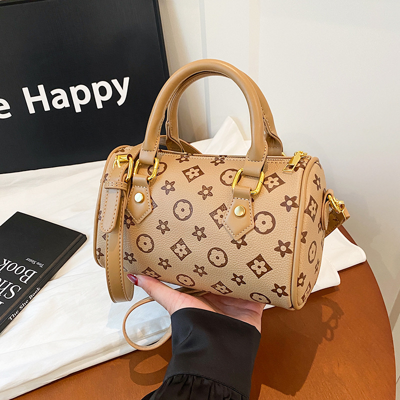 Free shipping Designer Patterned Boston Bags Multi-Color Stylish Versatile Trendy Handbags