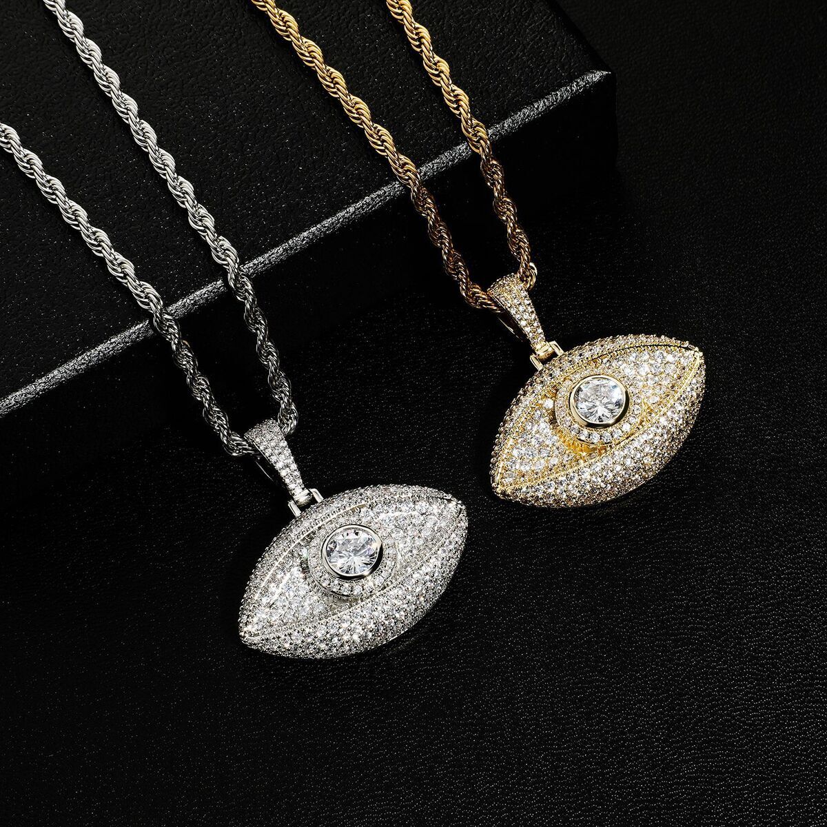 European and American Devil's Eye Three dimensional Pendant Micro inlaid Copper Zircon Chaoren Men's Fried Dough Twists Necklace ddmytues