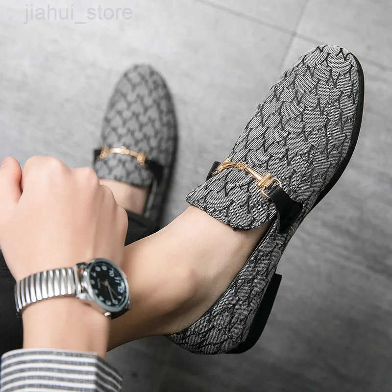 2025 Classic Luxury Man Moccasin Shoes Fashion Designer Men Loafers Comfortable Flat Shoes Slip On Casual Dress Shoes For Men M251013