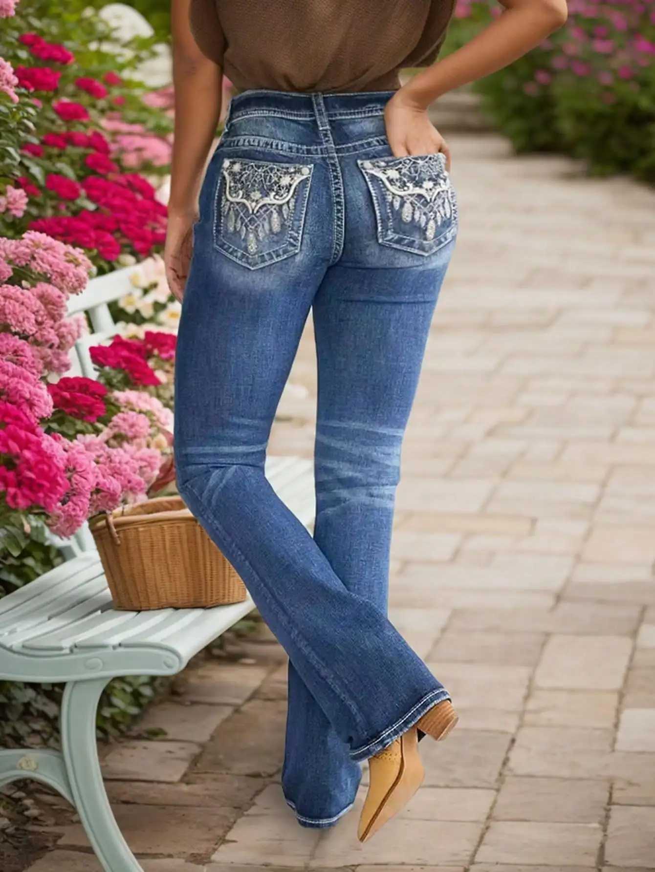 Flare Womens Jeans with Wash Embroidery Stylish and Comfortable Denim Pants for Every OccasionT251013
