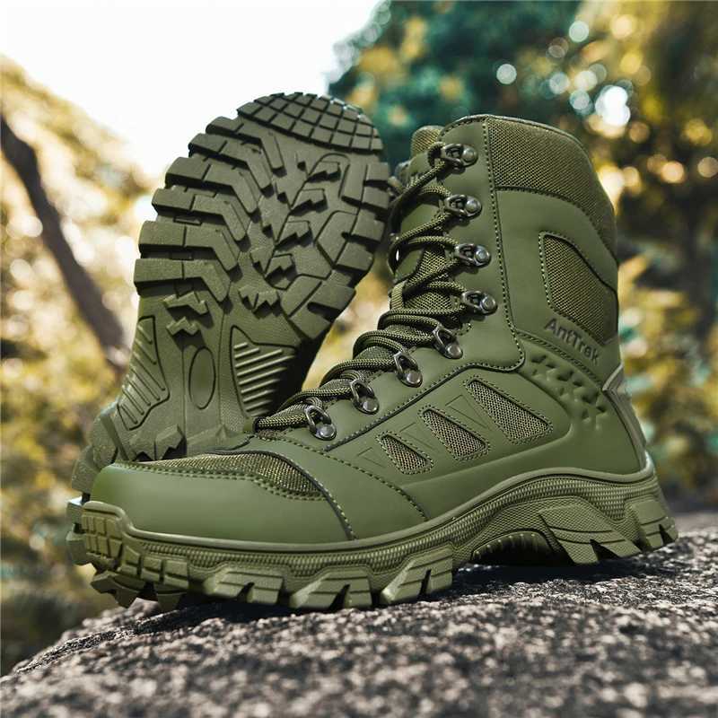 New Four Seasons Mens Outdoor Mountain Climbing and Field Training Military Boots Tactical Bootsand Desert Hiking Ankle Boots C251014