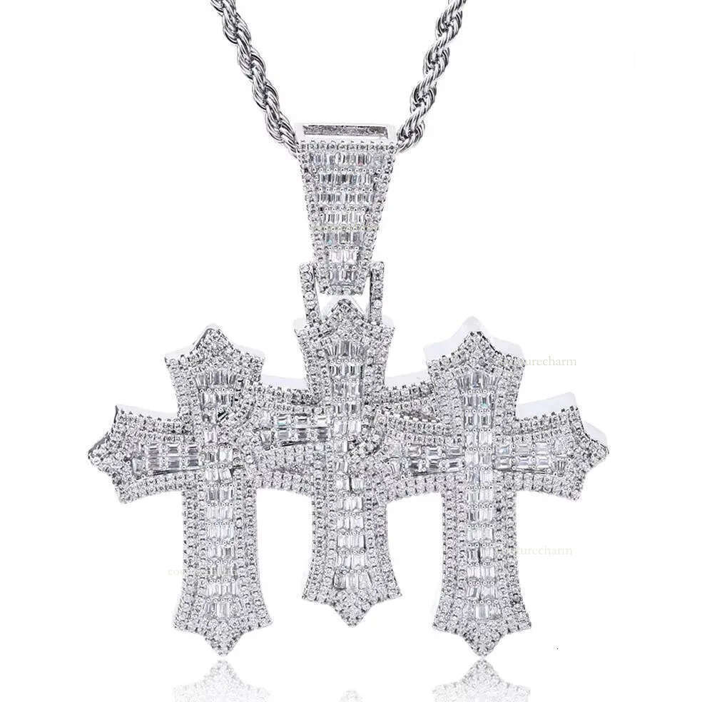 Hip Hop New Style Sterling Sier Sparkle VVS Iced Out Men Moissanite Jewelry Pendant Chain Link Triple Cross Charm