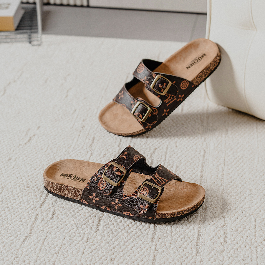 Fashion New Design Men Slippers Hot Selling Cork Couple Slides Outdoor Versatile Beach Slipper Size 40-45