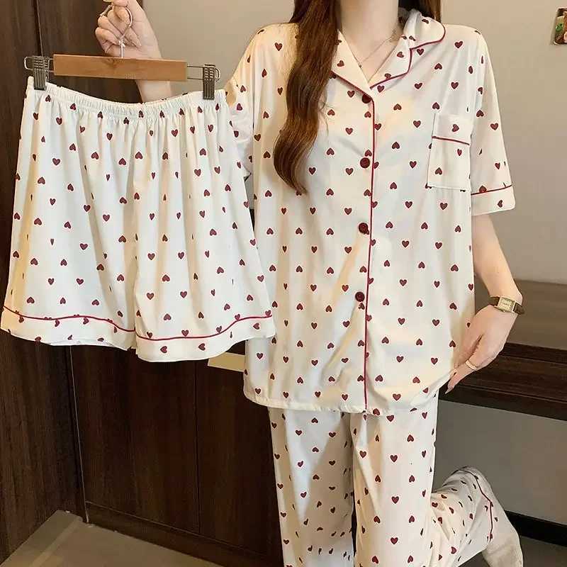 New Pajamas Female Summer Fashion Print ShortSleeved Homewear Suit Korean Cartoon Sweet and Lovely Ladies Homewear 3 PC PajamasT251014