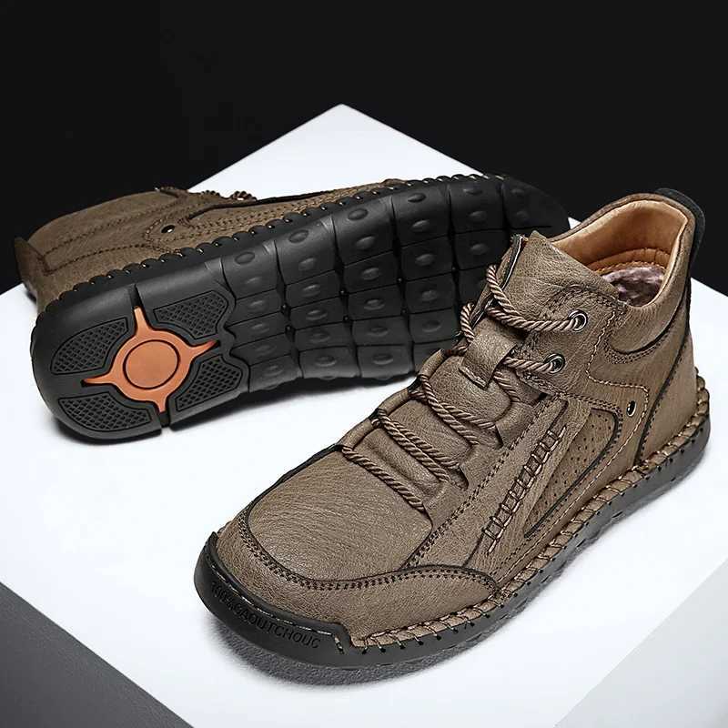 Hot Sale High Quality Casual Leather Ankle Boot Men 2024 New Outdoor Antiskid Sneakers Luxury Winter Fur Plush Motorcycle Boots C251014