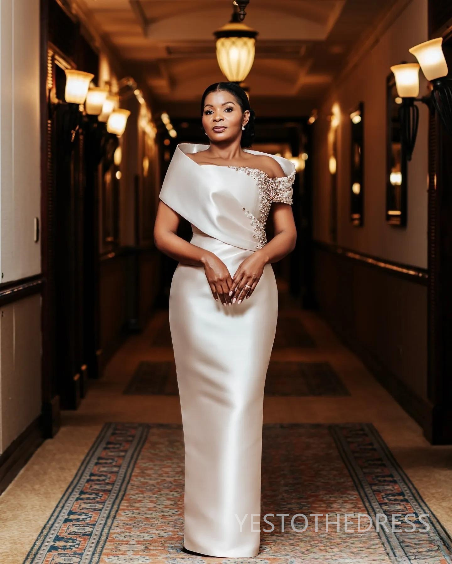 2025 Plus Size Mother Of The Bride Dress Off Shoulder Crystals Beaded Sequined Dress For Arabic Black Women Wedding Guest Outfit AMM158