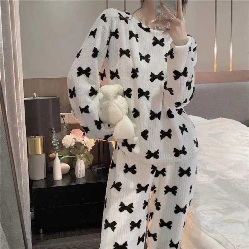 Womens Fall and Winter Pajamas Homewear Suit Bow Coral Velvet Pajamas Homewear New Womens Outer Loose Thickened Lazy SuitT251014