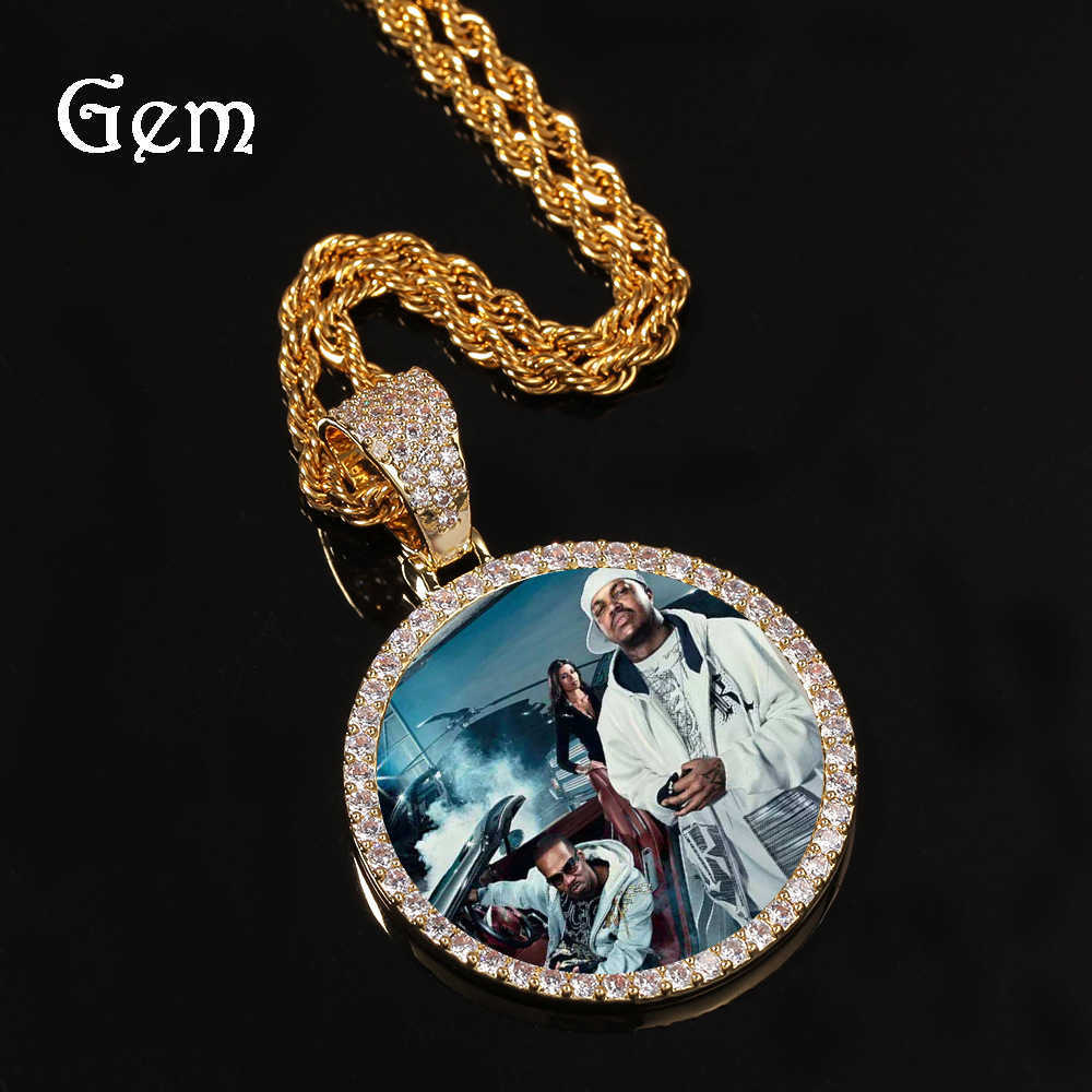 European and American hip-hop style personalized photo pendant with copper inlaid zirconia, solid DIY creative photo necklace, cross-border jewelry.