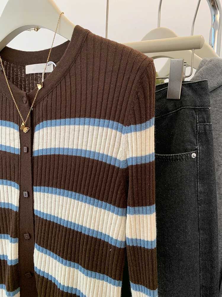 Contrasting Color Striped VNe Sweater Jaet Female Autumn New Harajuku R Long Sve Knitted Cardigan Women Tops W251014
