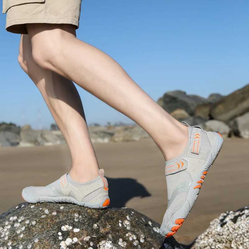 Outdoor Diving Shoes With AntiCut And AntiSlip DottomQuick Drying Beach ShoesSurfing And Snorkeling Water Shoes C251014