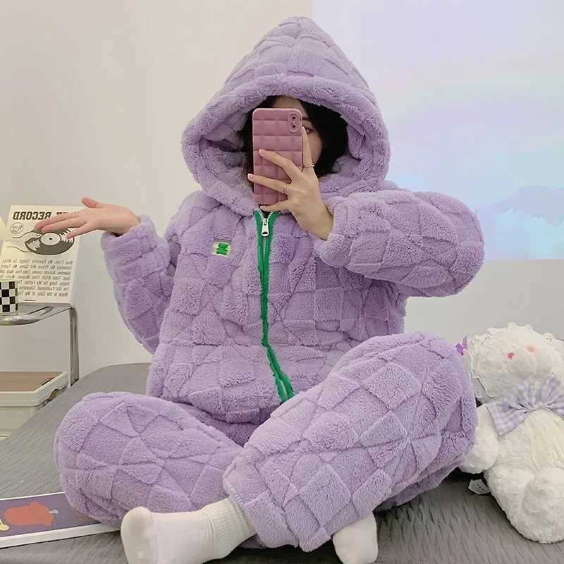 Winter New Arrival Threelayer Padded Thickened Warm Stand Collar Zippered Flannel Sleepwear Womens Home Clothes Suit Y251013