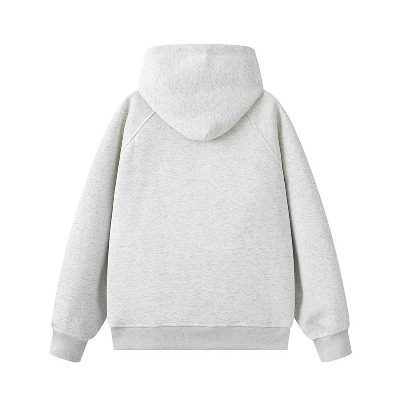 The 480-gram men's hooded solid-color sweatshirt is loose and casual