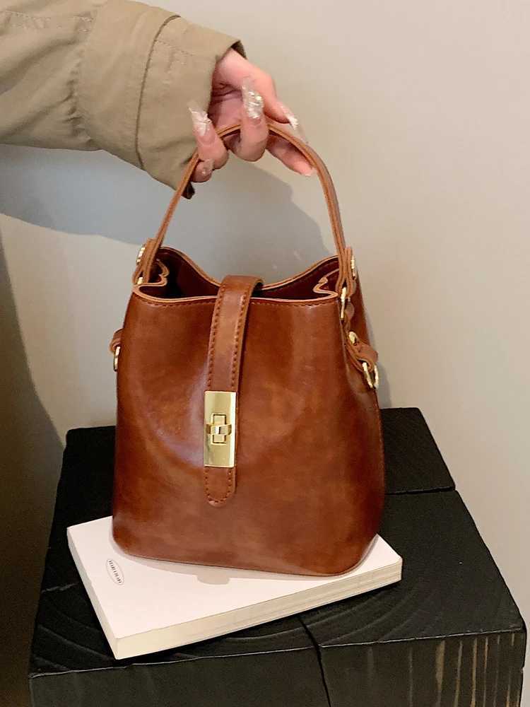 Faiable Small Crossbody Bag for Work And Outings Versatile Cact Handbag Casual round Cylinder Soft PU Leather Bag D251014