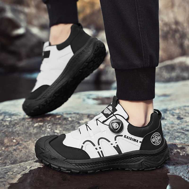 Fashion Knob Walking Shoes Men Outdoor AntiSlip Hiking Shoes For Men Platform Breathable Trekking Sneakers Men Working Shoes C251014