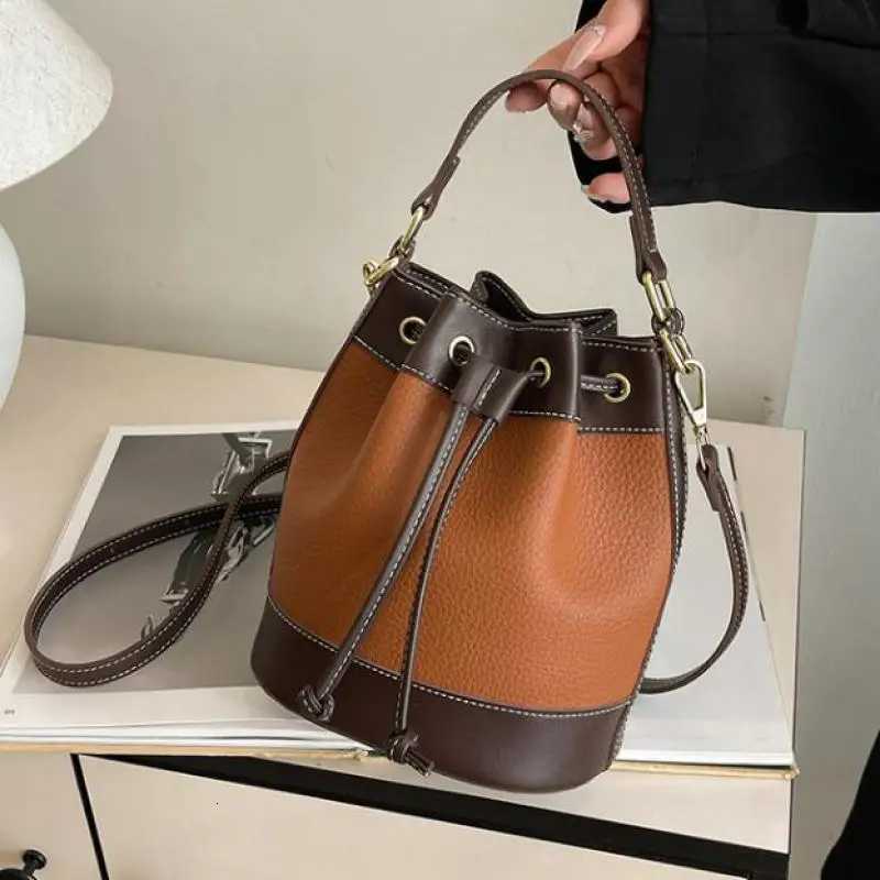 Highquality Largecapacity Bags Autumn And Winter Luxury Design Wens Crossbody Bags Wens Handbag Bucket Bags D251014