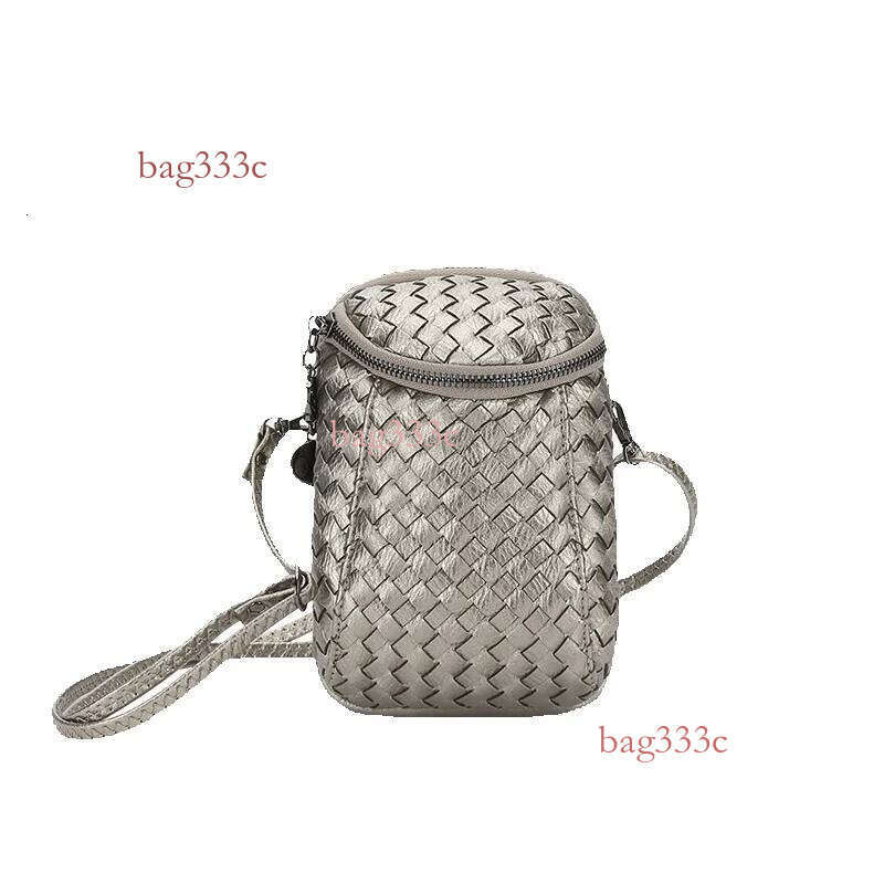Women's New Korean Version Quilted Single Shoulder Crossbody Mini Handwoven Phone Bag Coin Purse Cowhide Woven Bag