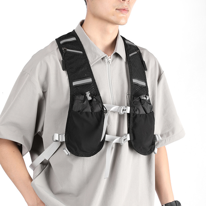 Designer Bag Trendy Cool Dark Functional Tactical Vest Bag Reflective Luxury Bag Lightweight Cycling Running Storage Phone Chest Bag