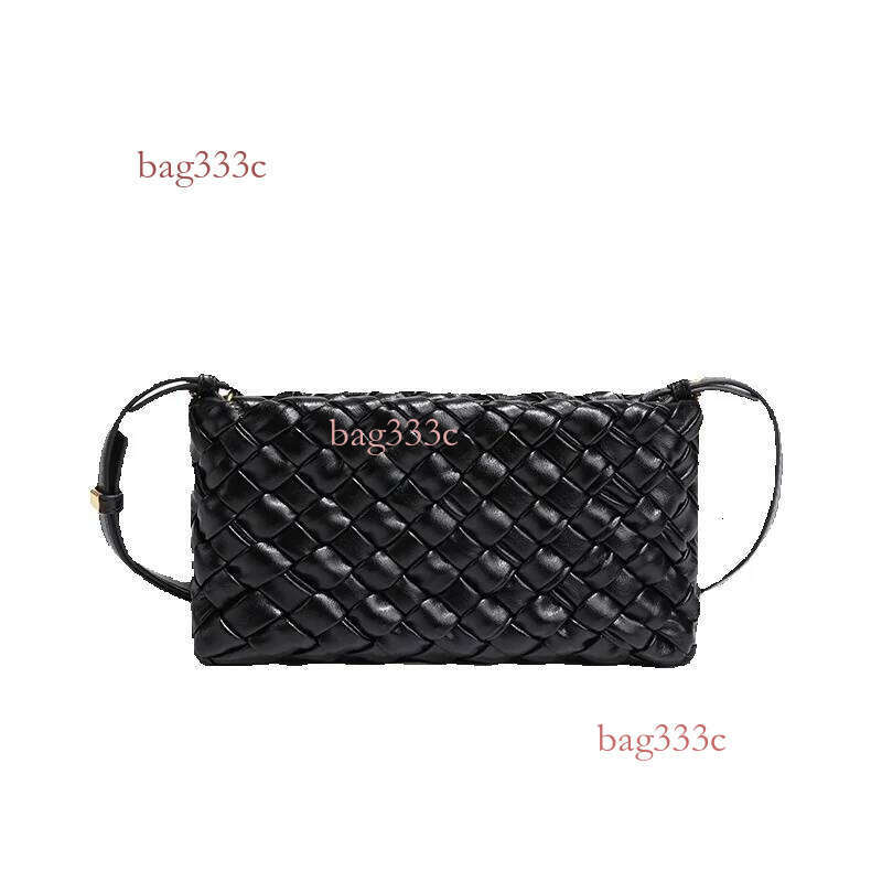 Light Luxury Niche French Underarm New High-Quality Hand-Woven Exquisite Crossbody Single Shoulder Small Square Bag Cowhide Woven Bag