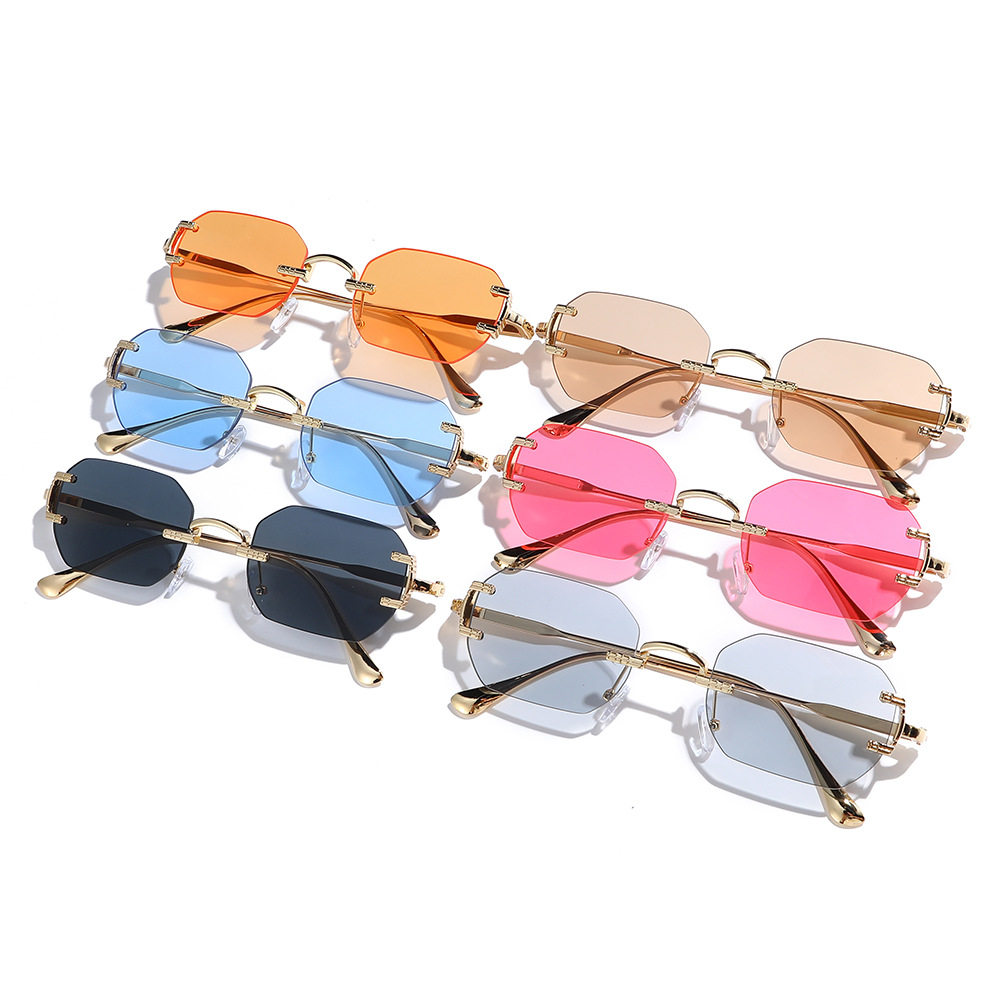 Designer Sunglasses For Women Men Oversized Sunglasses Fashion Classic Polarized Sunglasses Luxury Goggle Pilot PC Frame Oversized UV400 Eyewear KP086