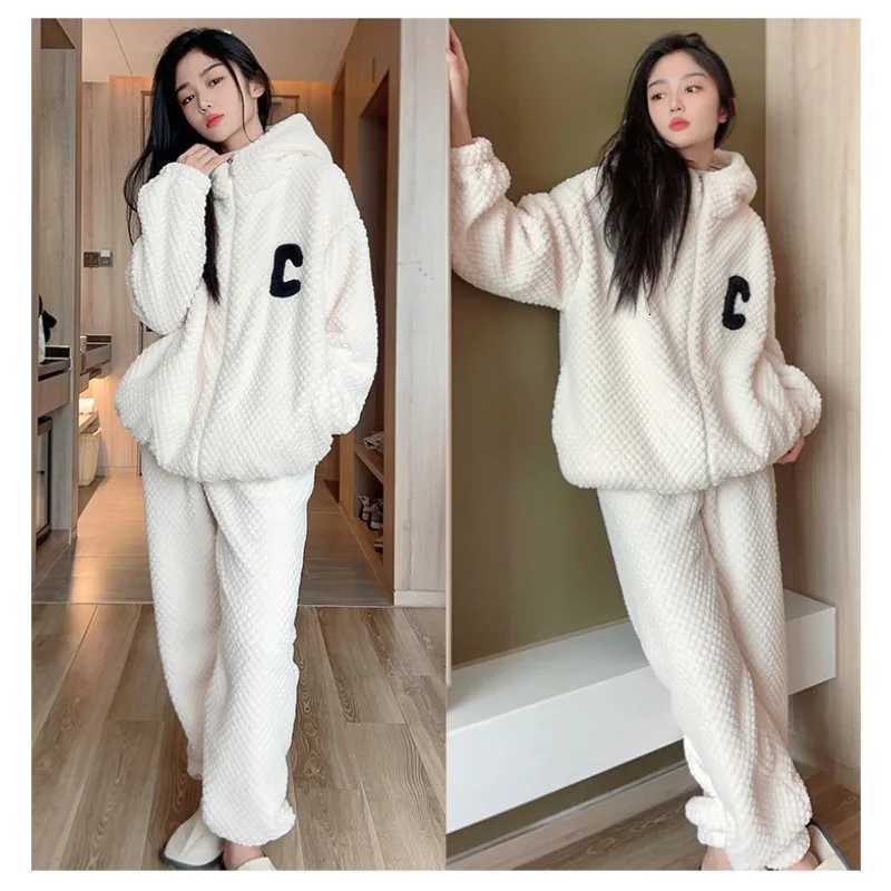 Winter Fleece Thickened Warm Coral Velvet Pajamas Women Autumn Winter Flannel Loungewear Hooded Zipper Long Sleeve Sleepwear Y251013