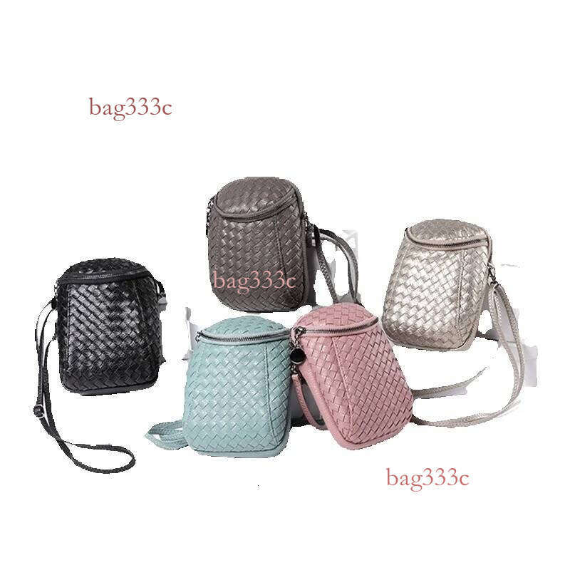 Women's New Korean Version Quilted Single Shoulder Crossbody Mini Handwoven Phone Bag Coin Purse Cowhide Woven Bag