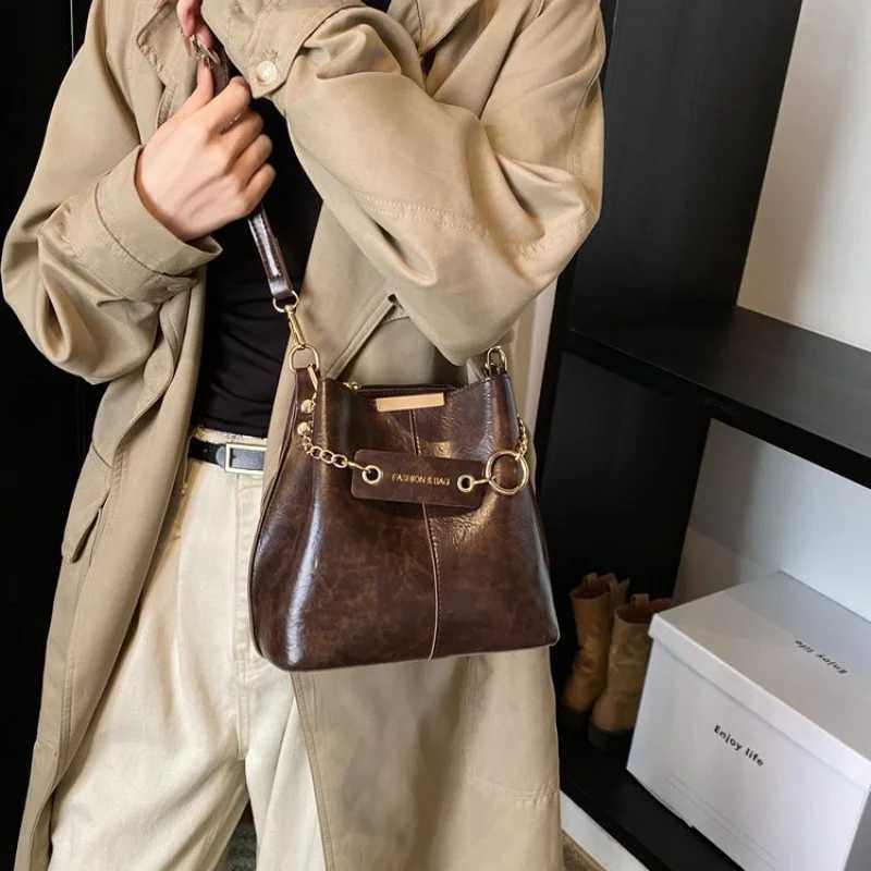 Genuine Ladies Handbag CrossbodyBag Leather Shoder Messenger Bag Wens Tote by Famous Designer Luxury Brand Popar Style D251014