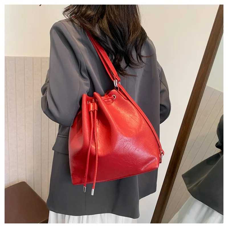 Luxury Brand Fiable Leather Wens Handbag Elegant Classic Paris Designer Trendy Vintage Daily Bag D251014
