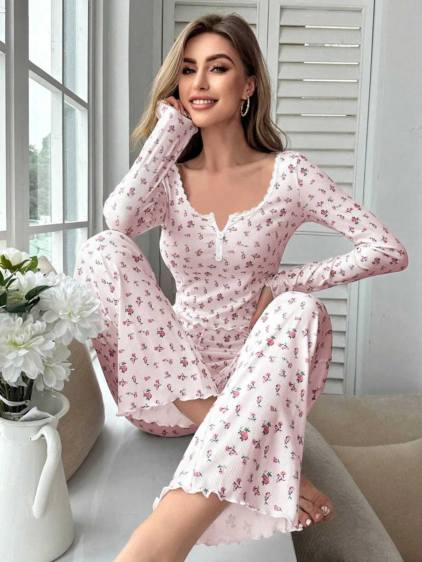 Sleepwear Women Floral Print Lettuce Trim Top with Long Pant Lovely Loungewear Full Sleeve Nightwear Spring Autumn Pajamas SetT251014