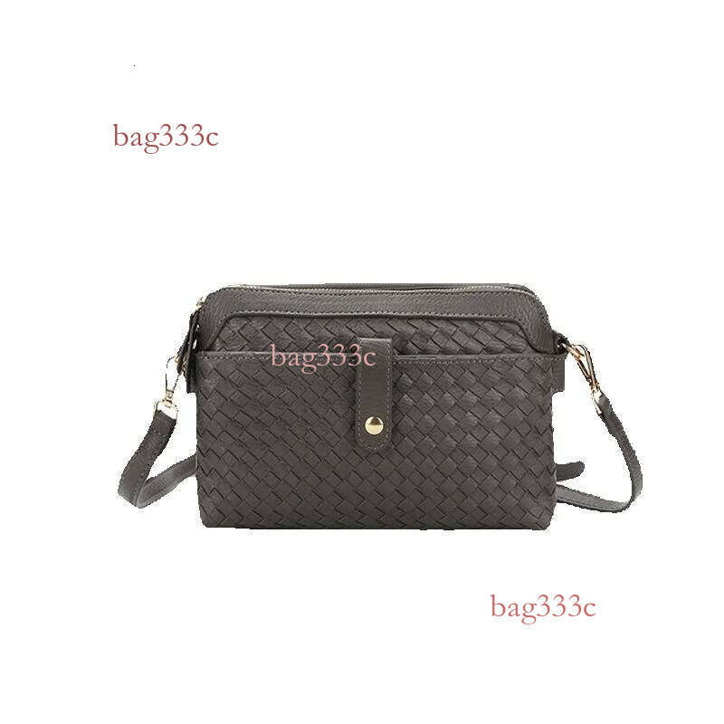 New Single Shoulder Multi-Functional Handbag Woven Underarm Fashion Commuter Crossbody Bag For Women Cowhide Woven Bag