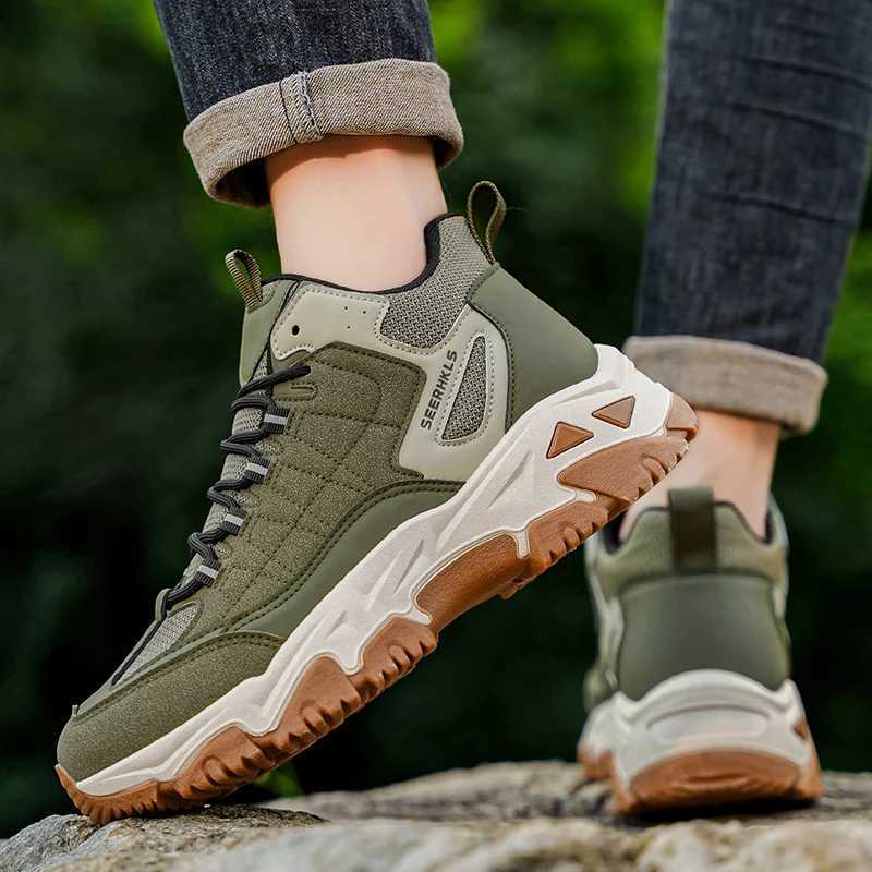 Mens Hiking Shoes for All Seasons Thicksoled Largesized Hightop Comfortable Wearresistant Antislip Sports Casual Shoes C251014
