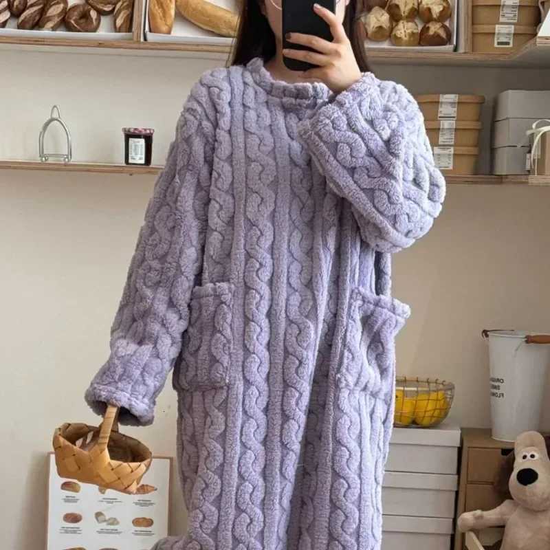 Winter Long Sleeve Double Pocket Flannel Nightgowns Women Loose Solid Sleepwear Jacquard Night Dress Thickened Warm Nightdress Y251013