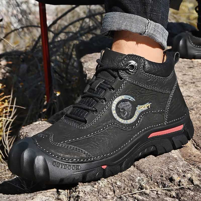 Outdoor Mens Boots Genuine Leather Casual Shoes Climbing Hiking Shoes Warm Winter Boots for Men High Quality Platform Snow Boot C251014