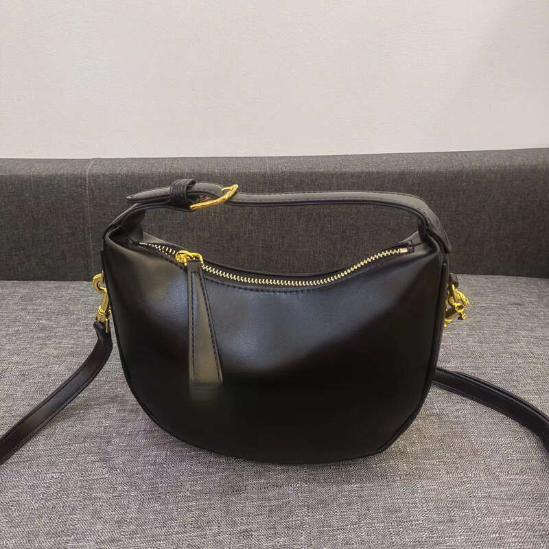 Designer Bag Tote Bag Shoulder Bag new Vintage Half-Moon Underarm Fashion Simple Handheld Shoulder Crossbody Commuter Women's Bag