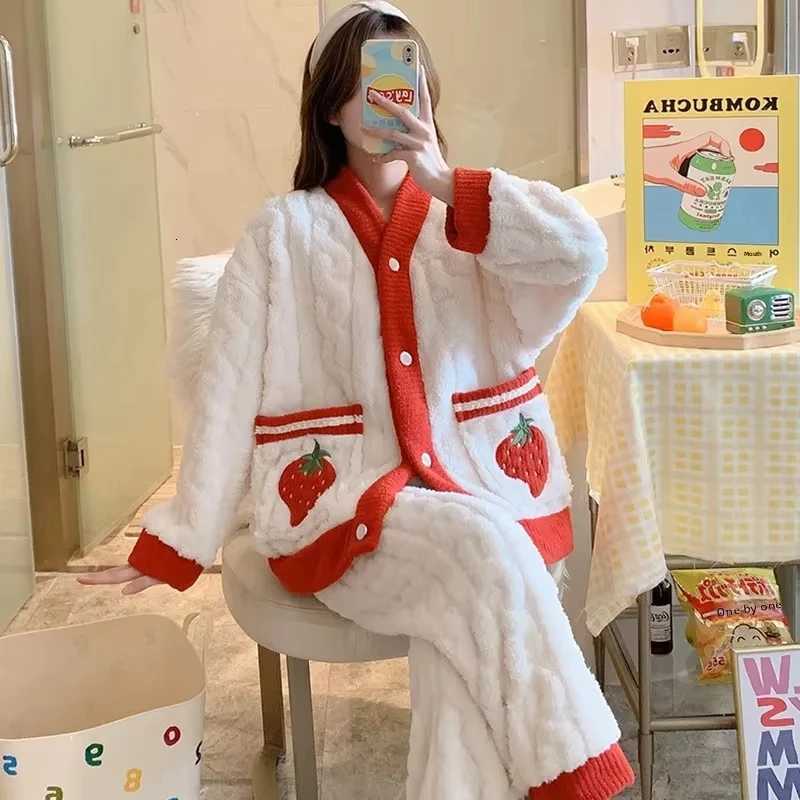 Pyjama pais en flanelle et velours corail fraise vtements de maison pour femmes ensemble de vtements de nuit col en v sa Y251013