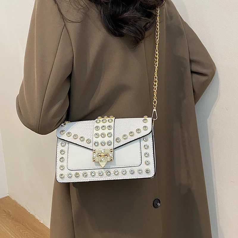 2023 Top Brand Shoulder Bag for Women High Quality PU Underarm Bag Cute Purses and Handbags Designer Lock Messenger Bag Z251014