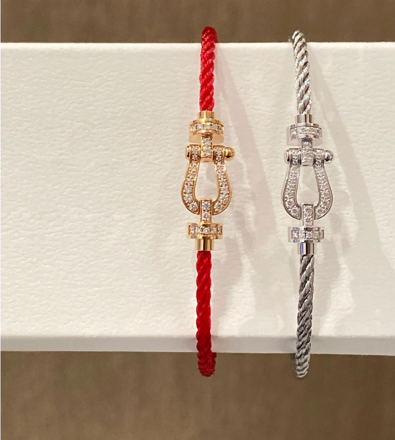 Charm Bracelets FORCES 10 letter charm bracelet men bracelets fashion trend women classic jewelry high quality horseshoe pattern 16-20cm Z260313