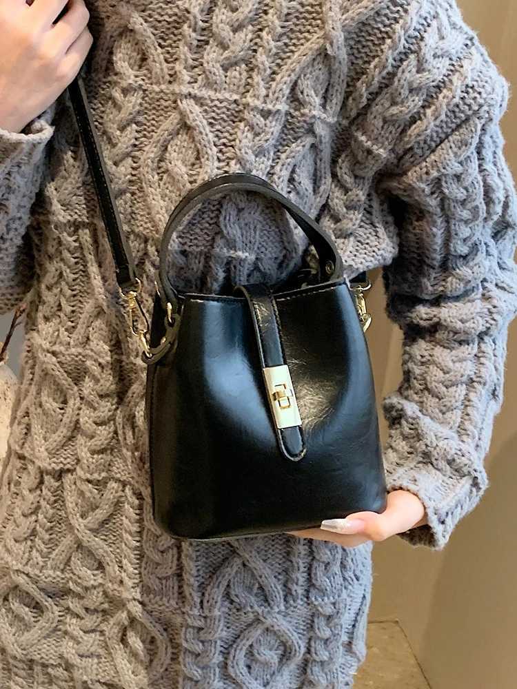 Faiable Small Crossbody Bag for Work And Outings Versatile Cact Handbag Casual round Cylinder Soft PU Leather Bag D251014