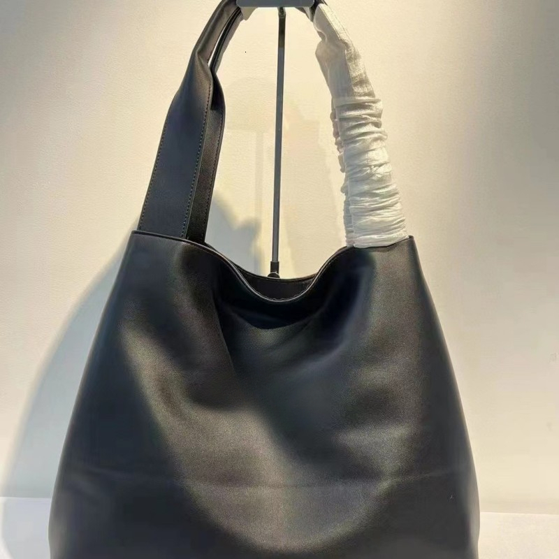 French leather luxury style large capacity handbag autumn and winter new collection retro exquisite women's shoulder bag designer bag