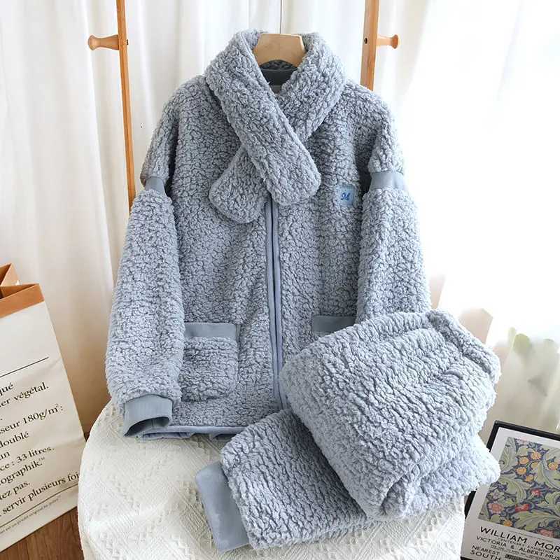 Thickened coral fleece pajamas women autumn winter lambskin fleece scarves home wear warm couple sets fleece can be worn outsideT251014
