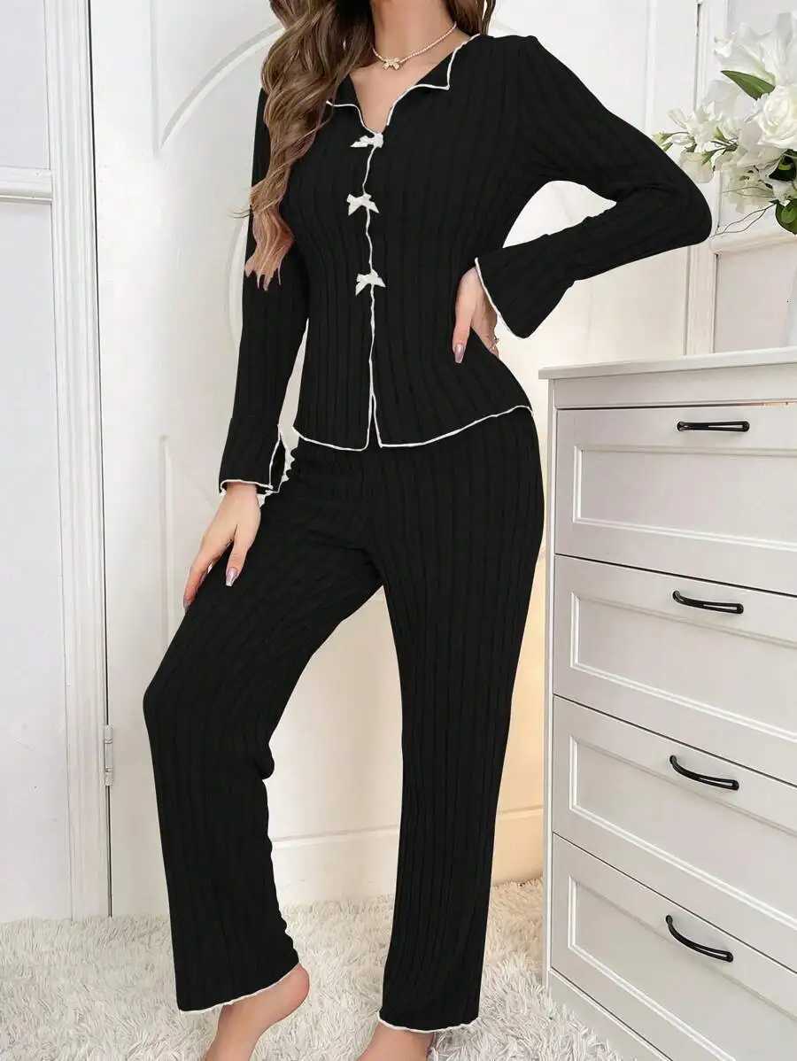 Womens Twopiece Pajamas Autumn And Winter Home Warm Casual Fashionable And Wearable Home Clothes Set For WomenT251014