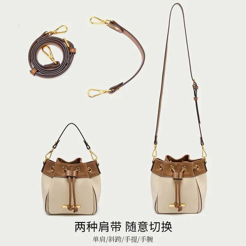 2025 Designer New Fi Fem Shoder Cross Body Bags Cowhide Short Handle bag Genuine Leather Wen Small Bucket Bags D251014