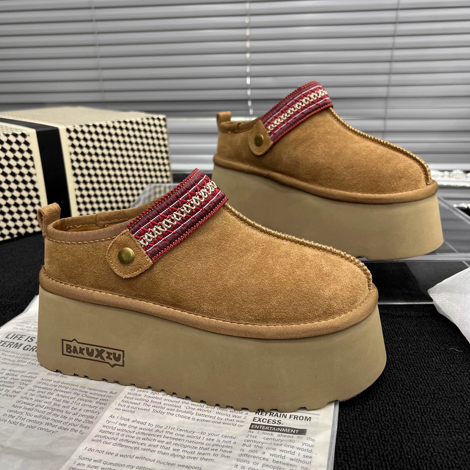 High Quality Suede Platform Women Fashion Boots 2025 Autumn New Design Versatile Height Increasing Casual Shoes Size 35 40 Grey Khaki Chestnut Free Sh