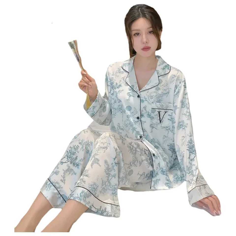 Womens New Arrival SilkFeel IceSilk Lightweight LongSleeve Pajama Set TwoPiece Comfortable Homewear SuitT251014