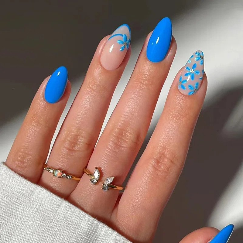 24Pcs Short Almond False Nails with Metal Starburst Press on Fake Nails Simple Wearable Artificial Full Cover Nails Tips 251013