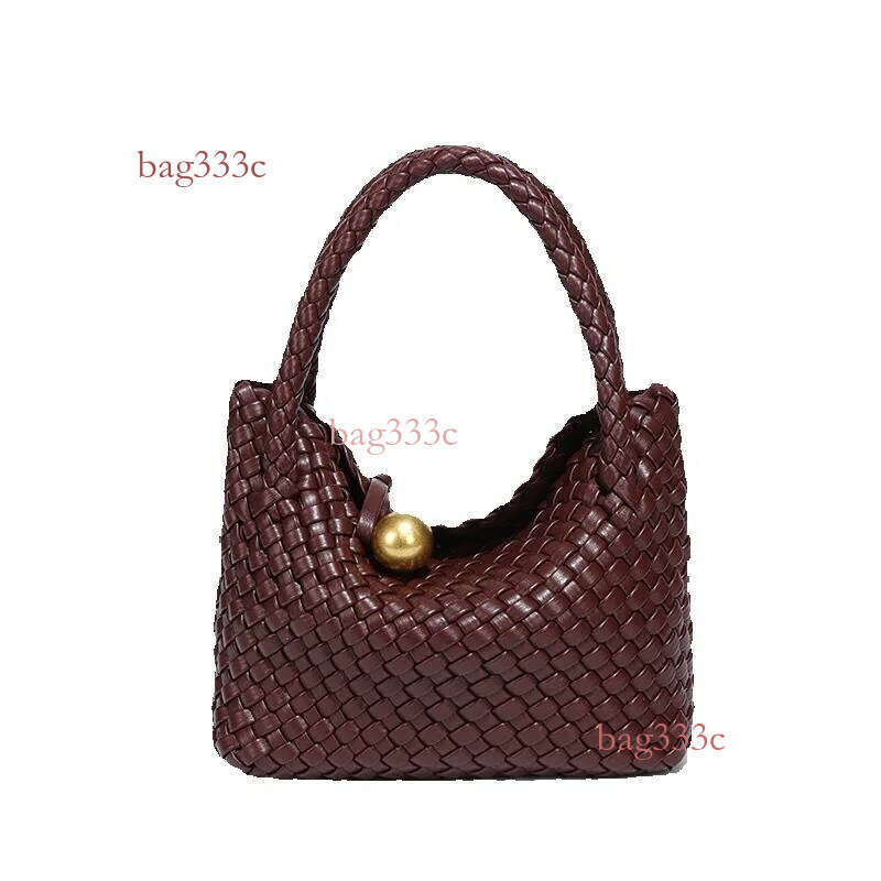 Purely Handwoven Vegetable Basket Clutch Handbag Underarm Fashion Women's Crossbody Bag Cowhide Woven Bag
