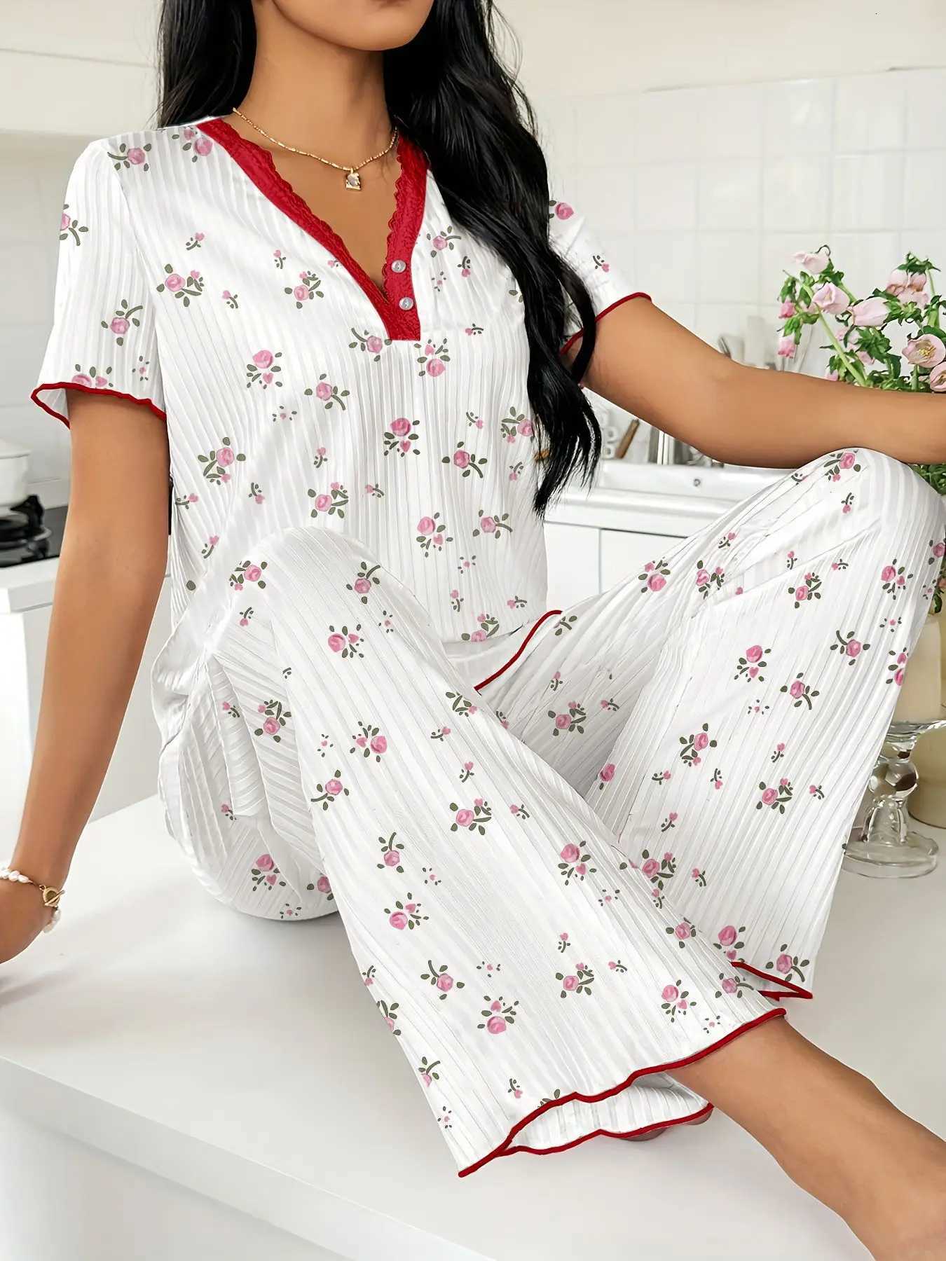 Women Sleepwear Sexy Heart Print Tops and Trouses Sets Comfortable Pyjama Loungewear Autumn Winter Warm Pajamas SetT251014